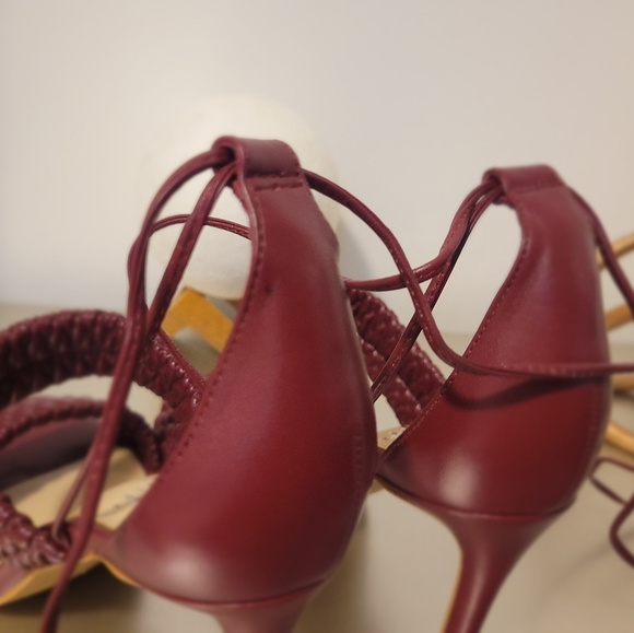 Vince Camuto Antilique Ankle Strap Sandal - Picture 5 of 13